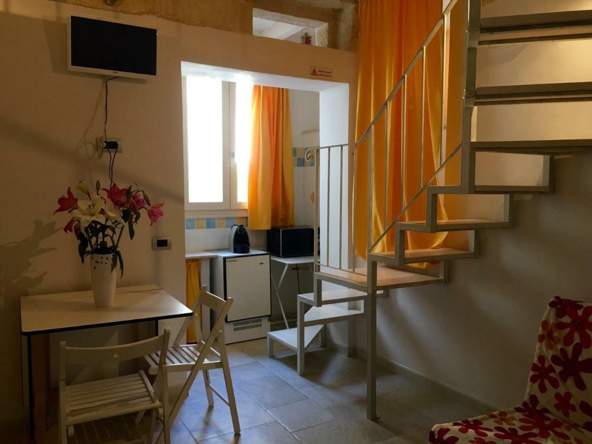Cantaluna B&B โปลีญาโนอามาเร ภายนอก รูปภาพ