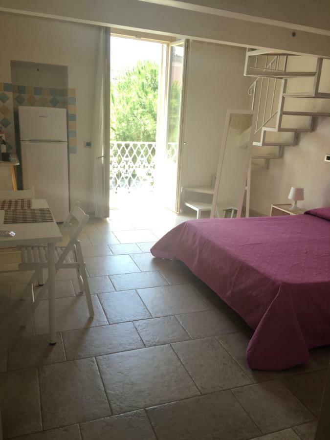 Cantaluna B&B โปลีญาโนอามาเร ภายนอก รูปภาพ